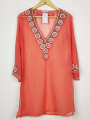 Buy online pre-used pre-loved 100% authentic & Original branded Beacon Chic (SWT-9141) available in Pakistan. Top international brands avilable.