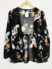 Buy online pre-used pre-loved 100% authentic & Original branded New Look (SWT-9142) available in Pakistan. Top international brands avilable.
