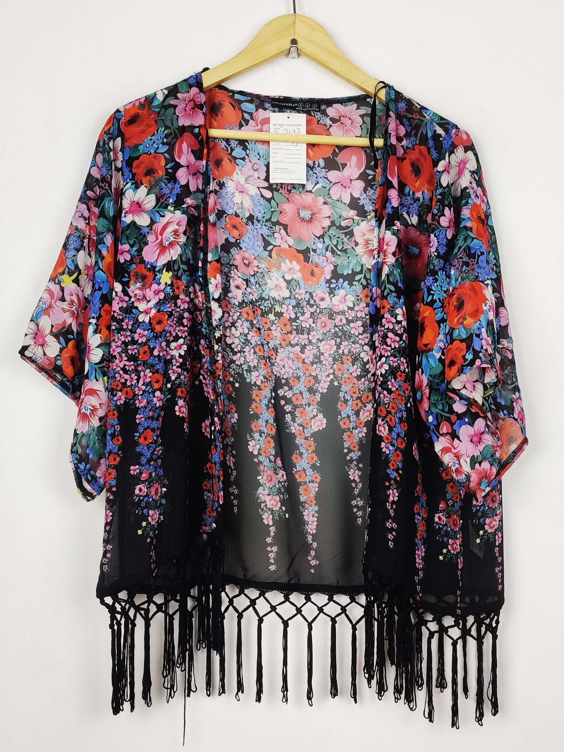 Buy online pre-used pre-loved 100% authentic & Original branded Atmosphere (SWT-9143) available in Pakistan. Top international brands avilable.