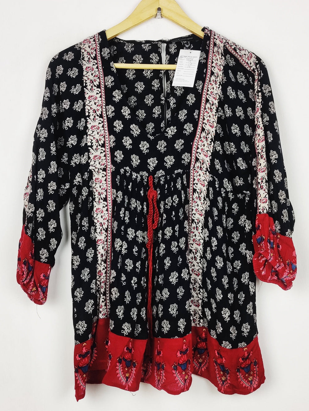 Buy online pre-used pre-loved 100% authentic & Original branded Atmosphere (SWT-9151) available in Pakistan. Top international brands avilable.