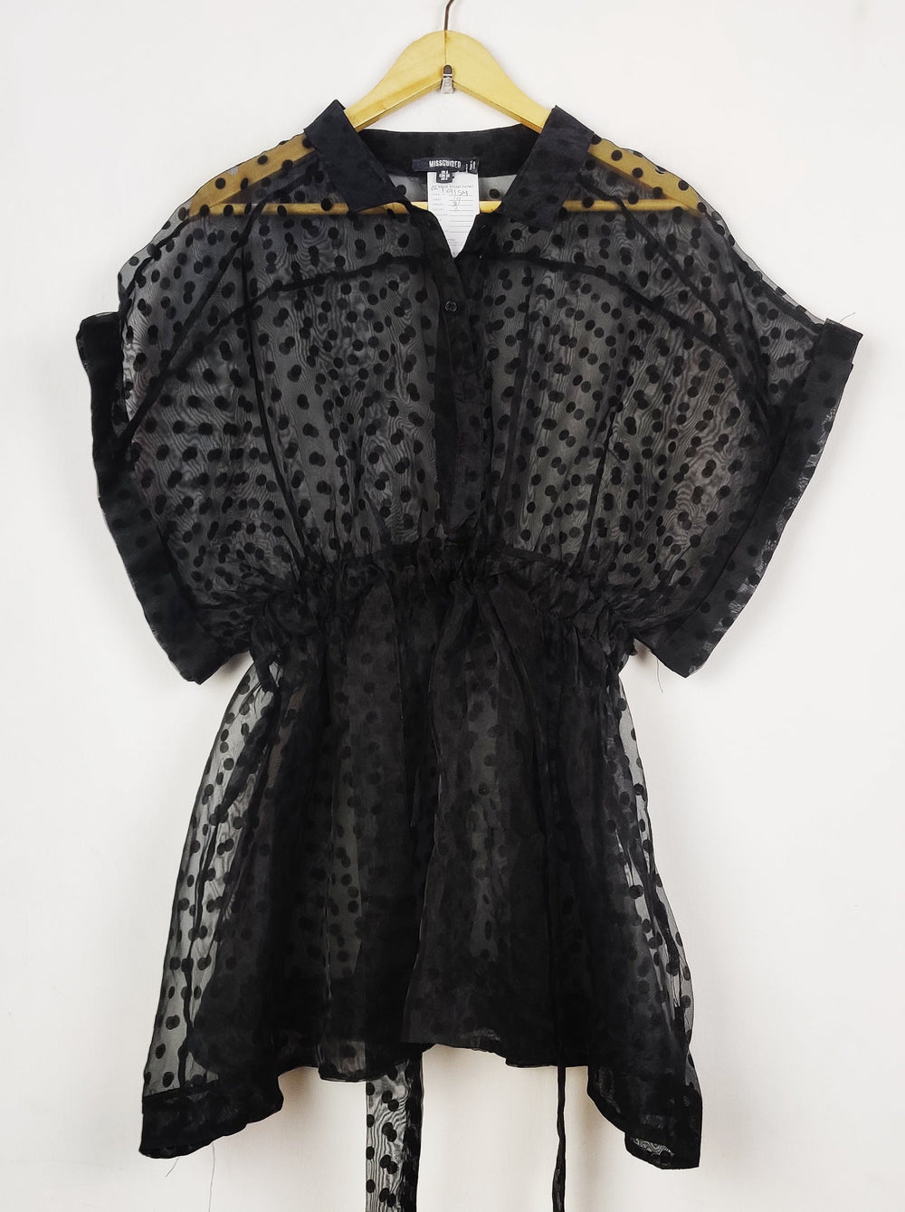 Buy online pre-used pre-loved 100% authentic & Original branded Missguided (SWT-9154) available in Pakistan. Top international brands avilable.
