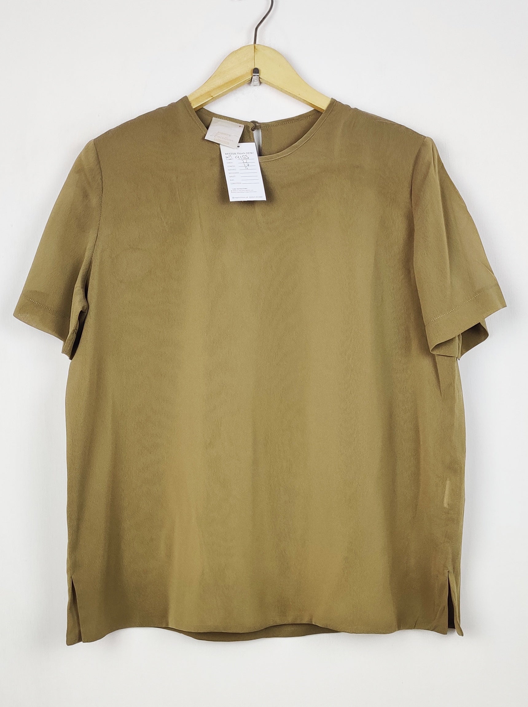 Buy online pre-used pre-loved 100% authentic & Original branded Eastex (SWT-9155) available in Pakistan. Top international brands avilable.