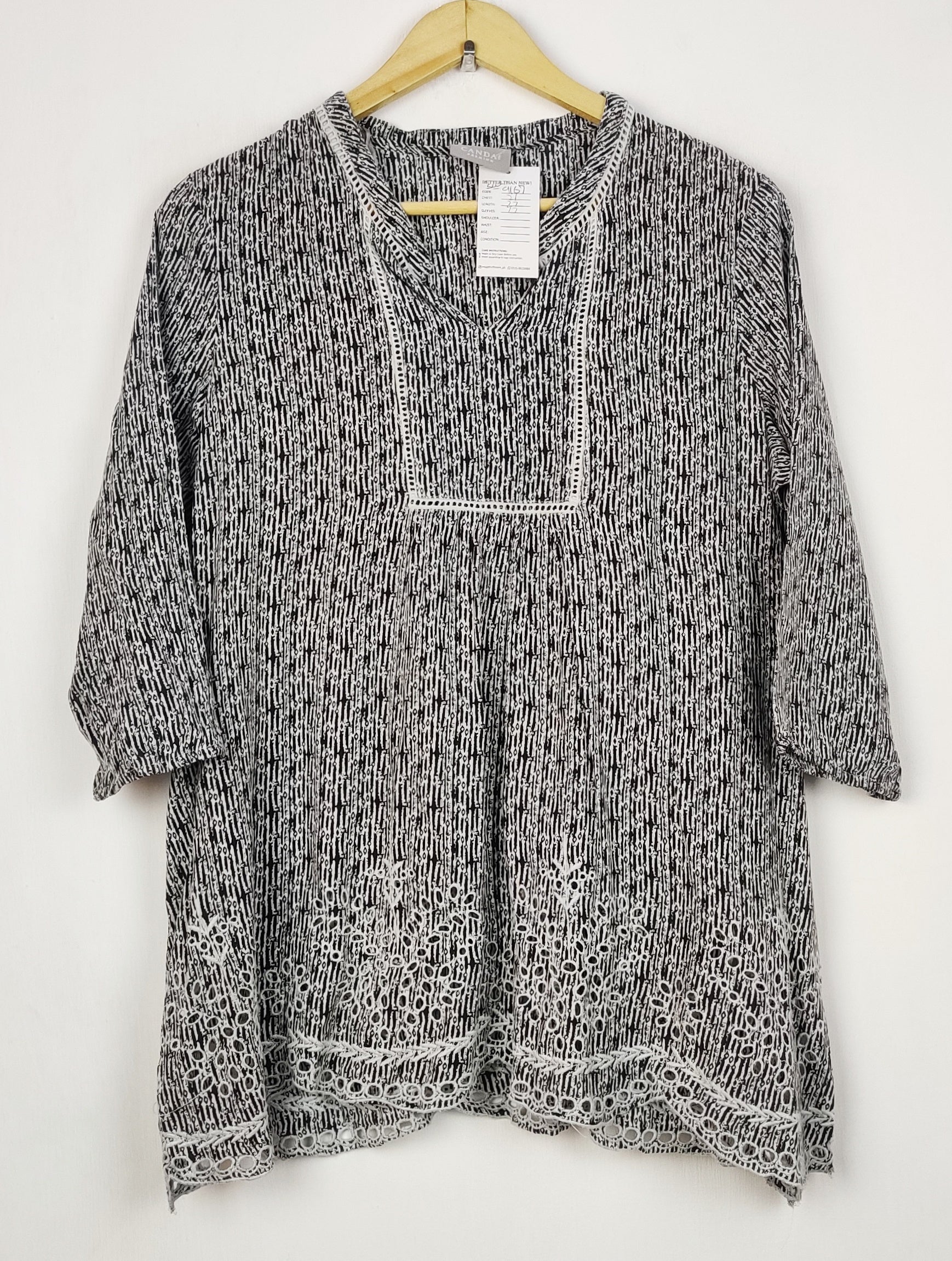 Buy online pre-used pre-loved 100% authentic & Original branded Canda (SWT-9167) available in Pakistan. Top international brands avilable.