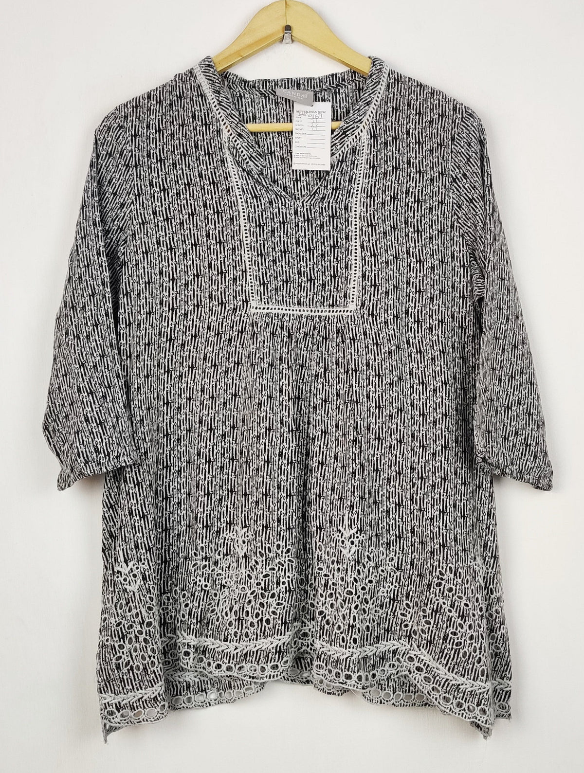Buy online pre-used pre-loved 100% authentic & Original branded Canda (SWT-9167) available in Pakistan. Top international brands avilable.