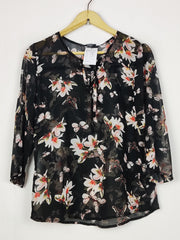 Buy online pre-used pre-loved 100% authentic & Original branded Black Mojito (SWT-9171) available in Pakistan. Top international brands avilable.