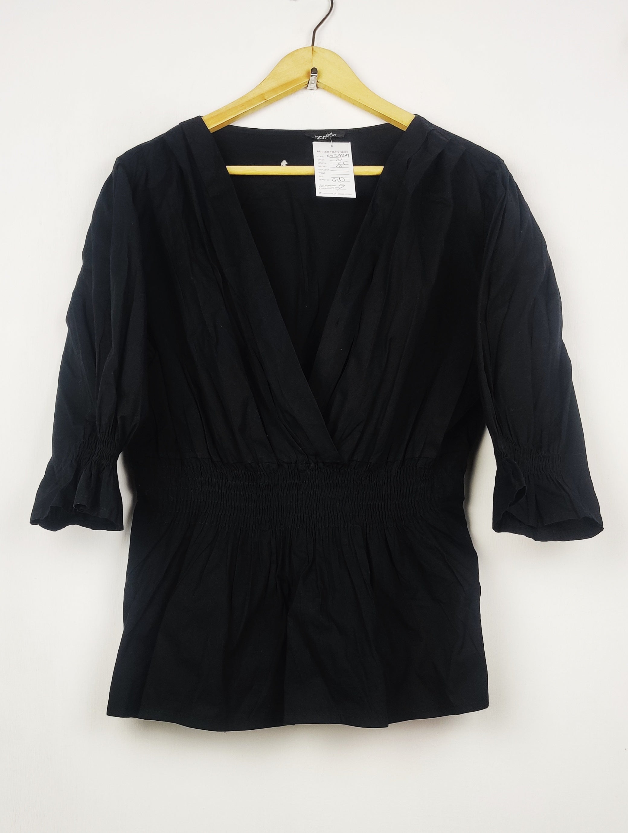 Buy online pre-used pre-loved 100% authentic & Original branded Boohoo (SWT-9207) available in Pakistan. Top international brands avilable.