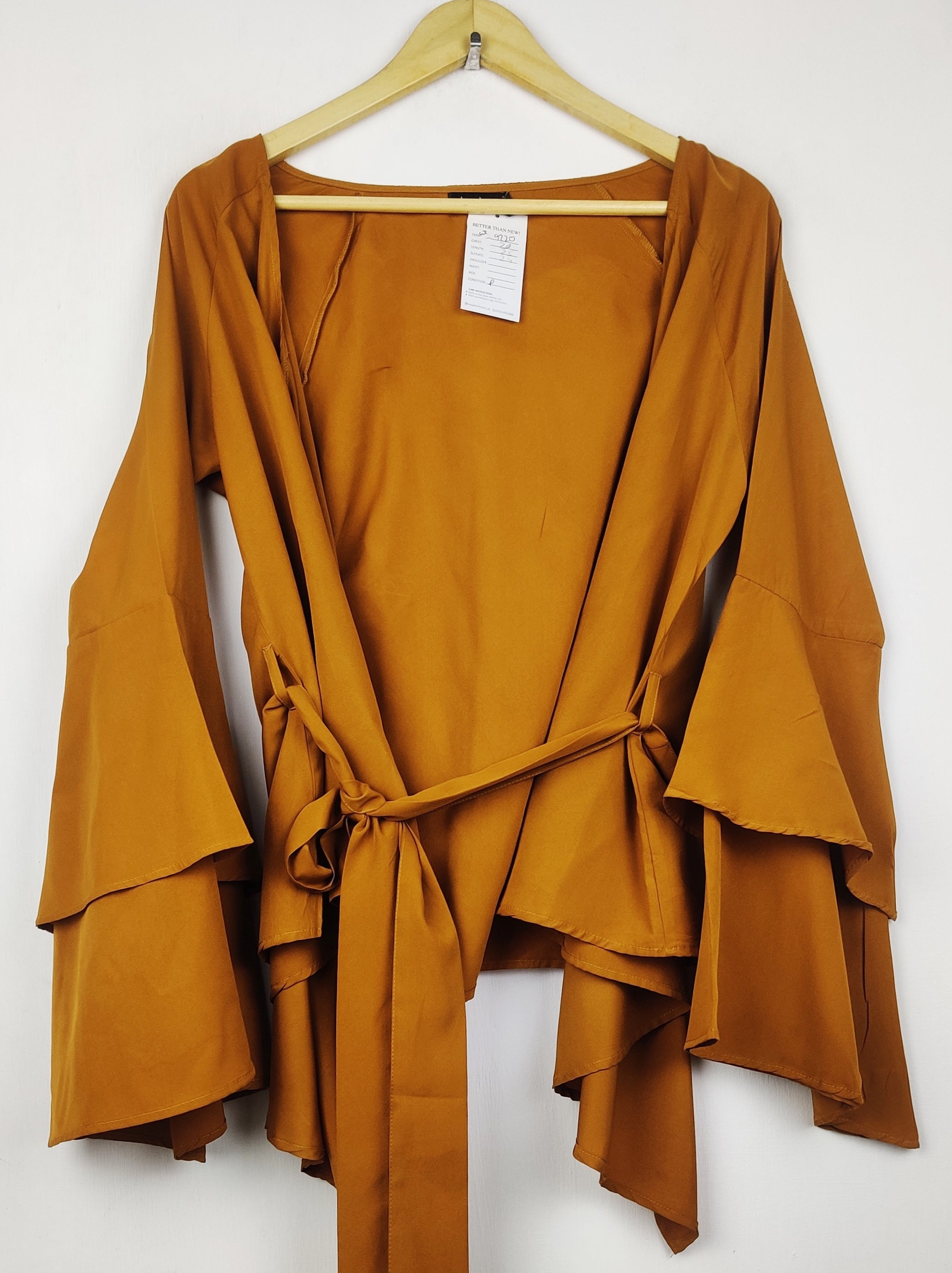 Buy online pre-used pre-loved 100% authentic & Original branded Boohoo (SWT-9220) available in Pakistan. Top international brands avilable.