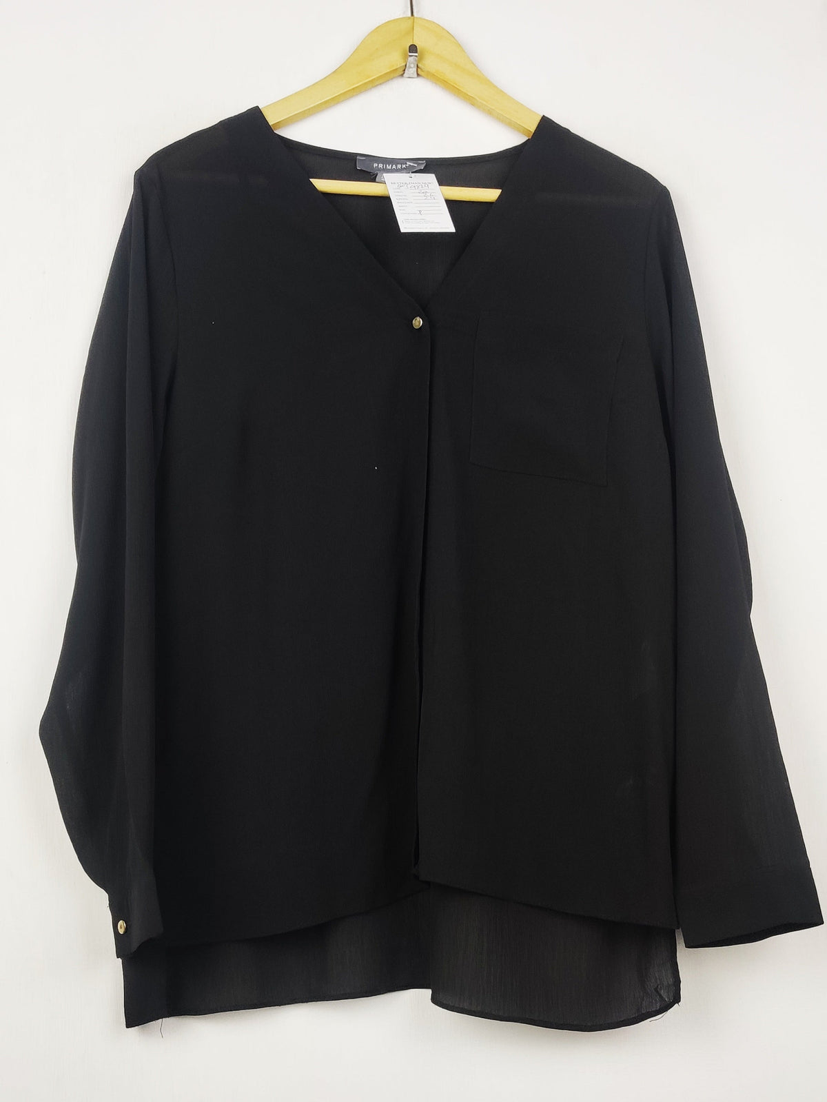 Buy online pre-used pre-loved 100% authentic & Original branded Primark (SWT-9229) available in Pakistan. Top international brands avilable.