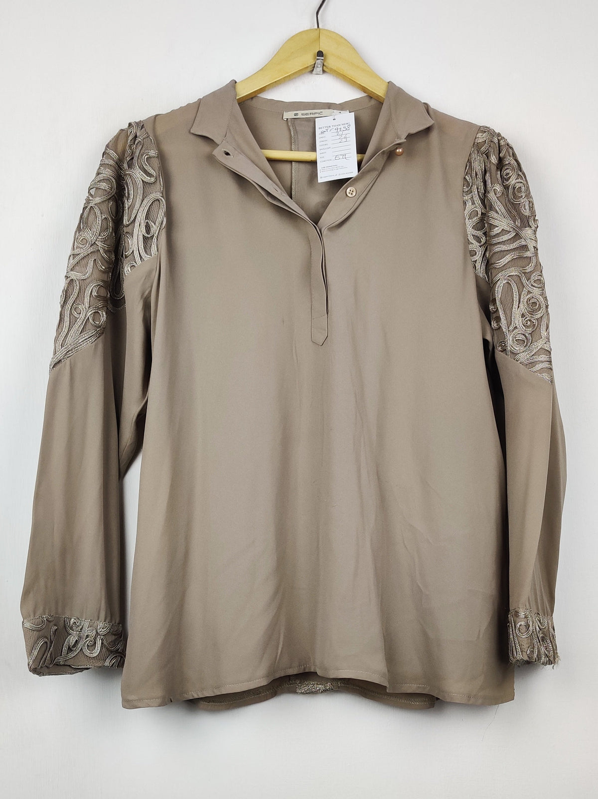 Buy online pre-used pre-loved 100% authentic & Original branded Serpil (SWT-9238) available in Pakistan. Top international brands avilable.