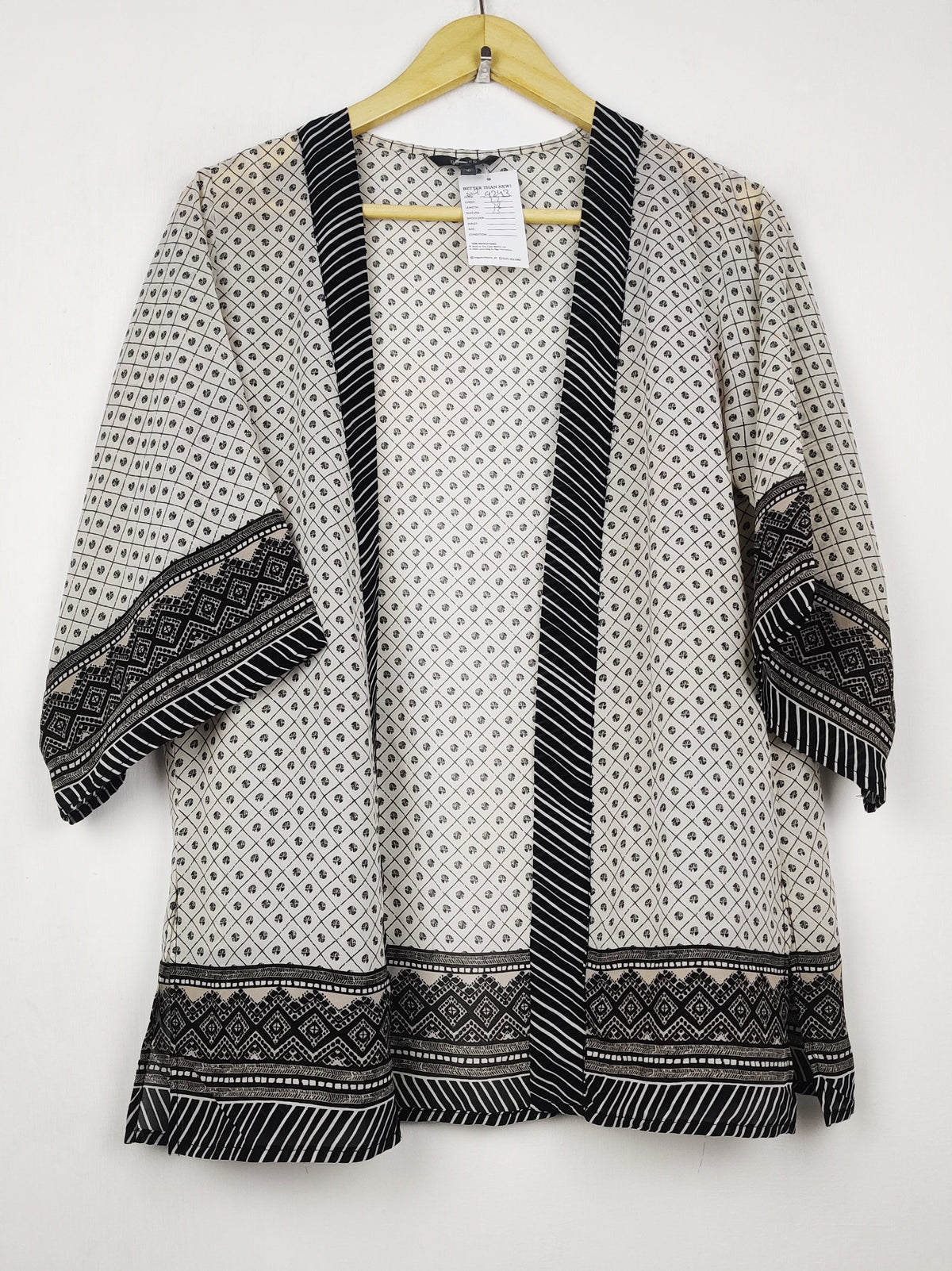 Buy online pre-used pre-loved 100% authentic & Original branded Per Una (SWT-9243) available in Pakistan. Top international brands avilable.