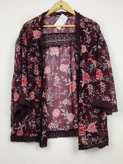 Buy online pre-used pre-loved 100% authentic & Original branded Peacocks (SWT-9253) available in Pakistan. Top international brands avilable.