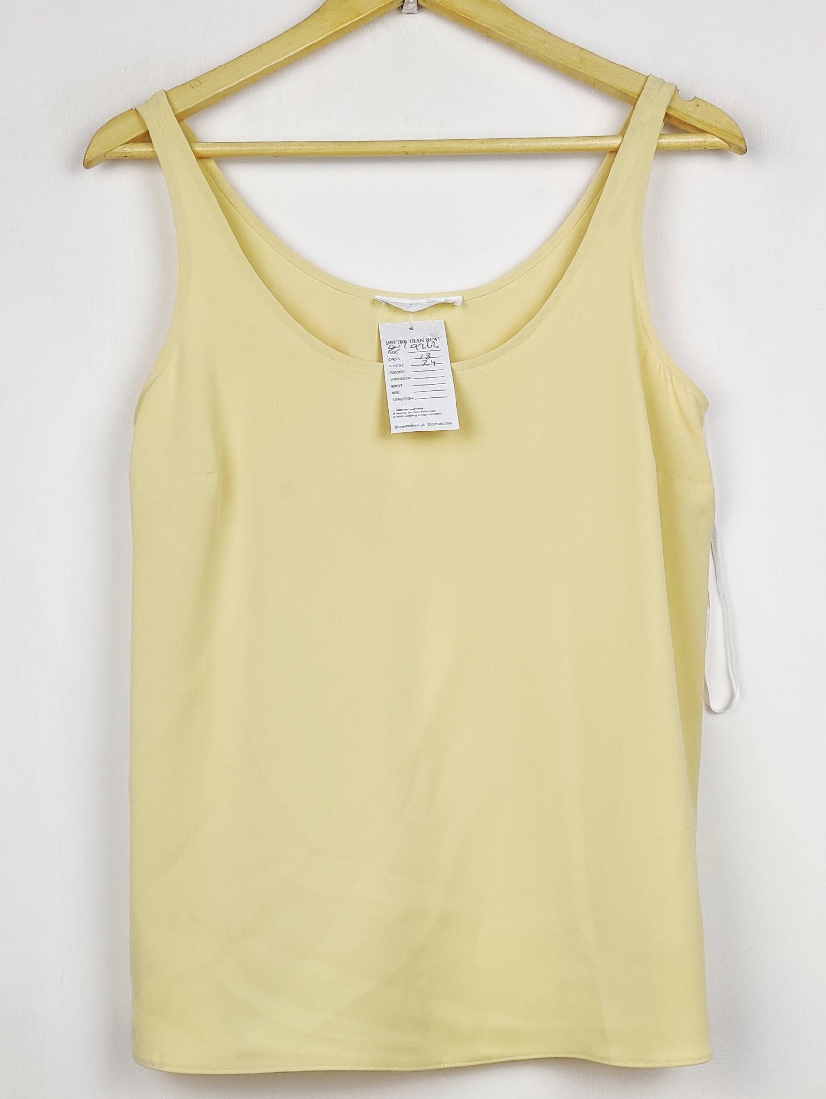 Buy online pre-used pre-loved 100% authentic & Original branded Primark (SWT-9262) available in Pakistan. Top international brands avilable.