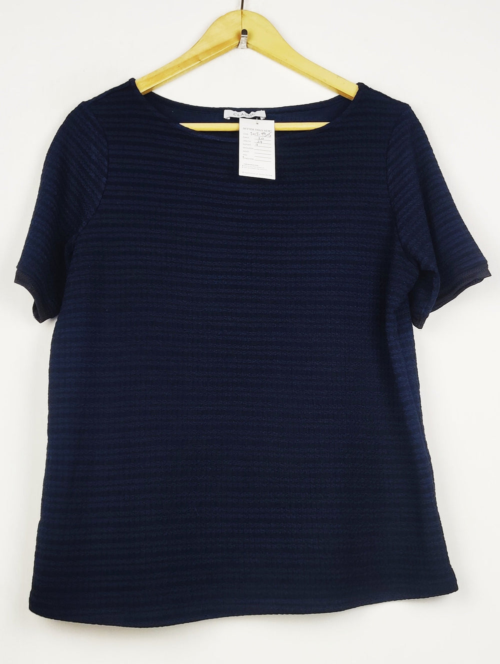 Buy online pre-used pre-loved 100% authentic & Original branded Marks & Spencer (SWT-9305) available in Pakistan. Top international brands avilable.