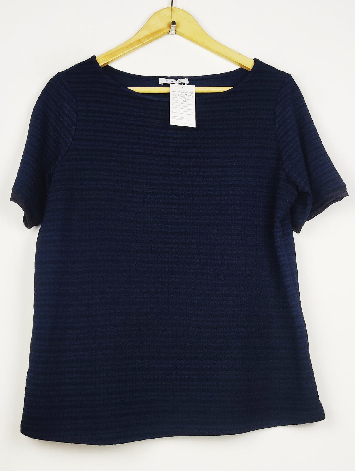 Buy online pre-used pre-loved 100% authentic & Original branded Marks & Spencer (SWT-9305) available in Pakistan. Top international brands avilable.