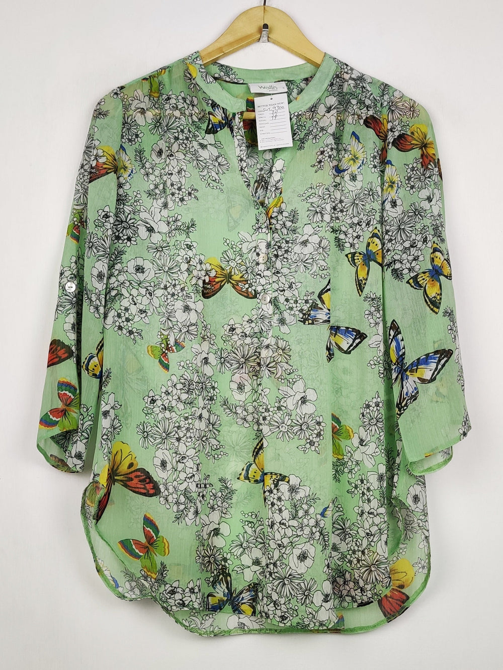 Buy online pre-used pre-loved 100% authentic & Original branded Wallis Petite (SWT-9310) available in Pakistan. Top international brands avilable.