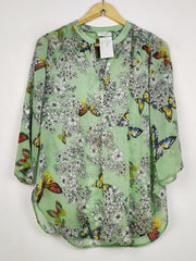 Buy online pre-used pre-loved 100% authentic & Original branded Wallis Petite (SWT-9310) available in Pakistan. Top international brands avilable.
