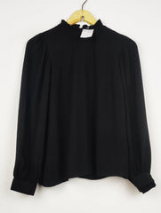 Buy online pre-used pre-loved 100% authentic & Original branded Primark (SWT-9312) available in Pakistan. Top international brands avilable.