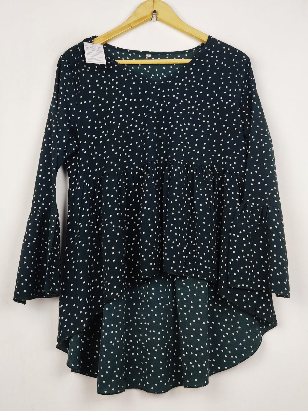 Buy online pre-used pre-loved 100% authentic & Original branded Shein (SWT-9314) available in Pakistan. Top international brands avilable.