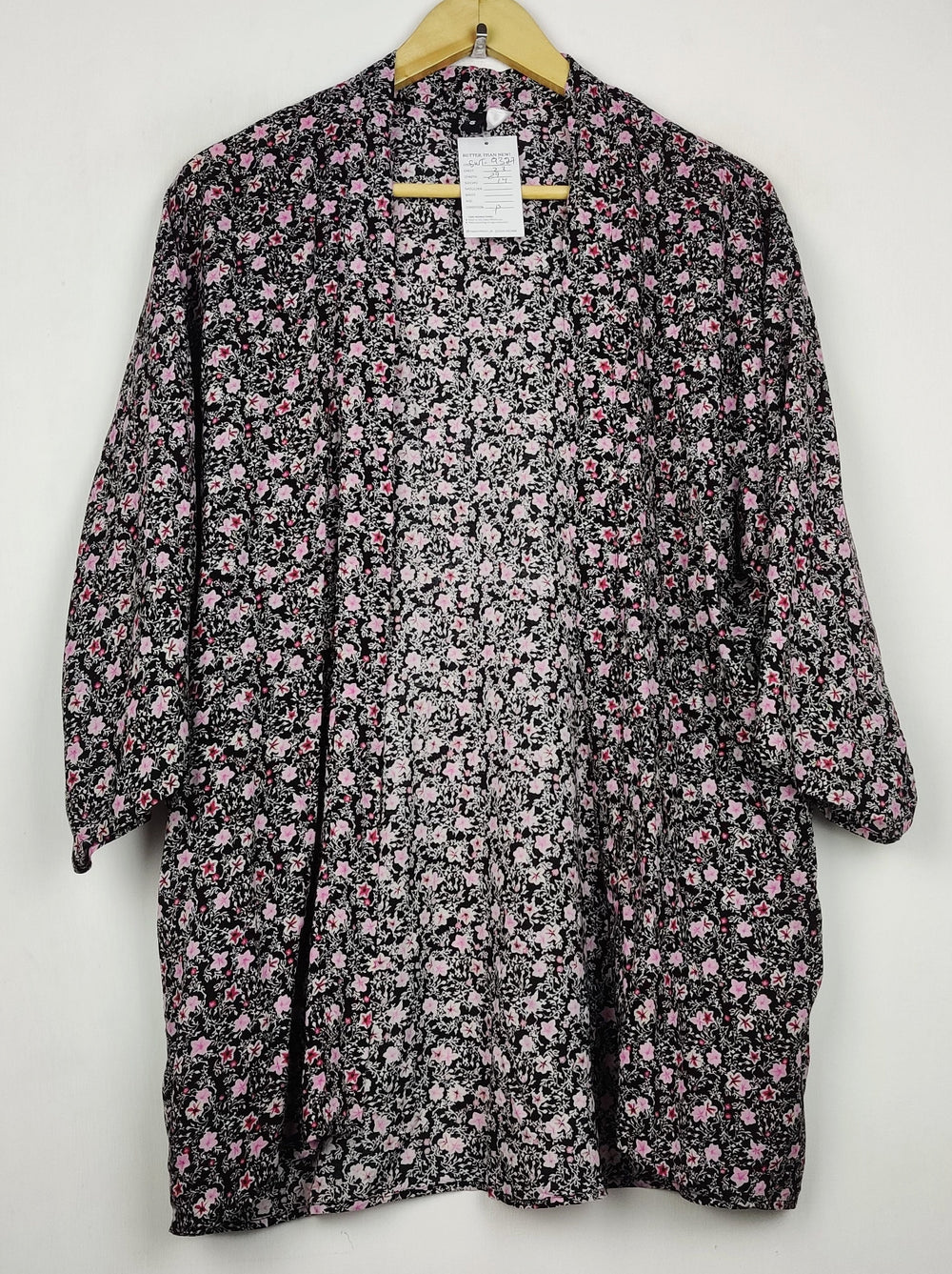 Buy online pre-used pre-loved 100% authentic & Original branded H&M (SWT-9327) available in Pakistan. Top international brands avilable.