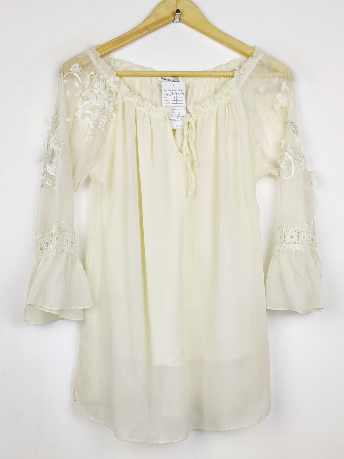 Buy online pre-used pre-loved 100% authentic & Original branded New Collection (SWT-9334) available in Pakistan. Top international brands avilable.