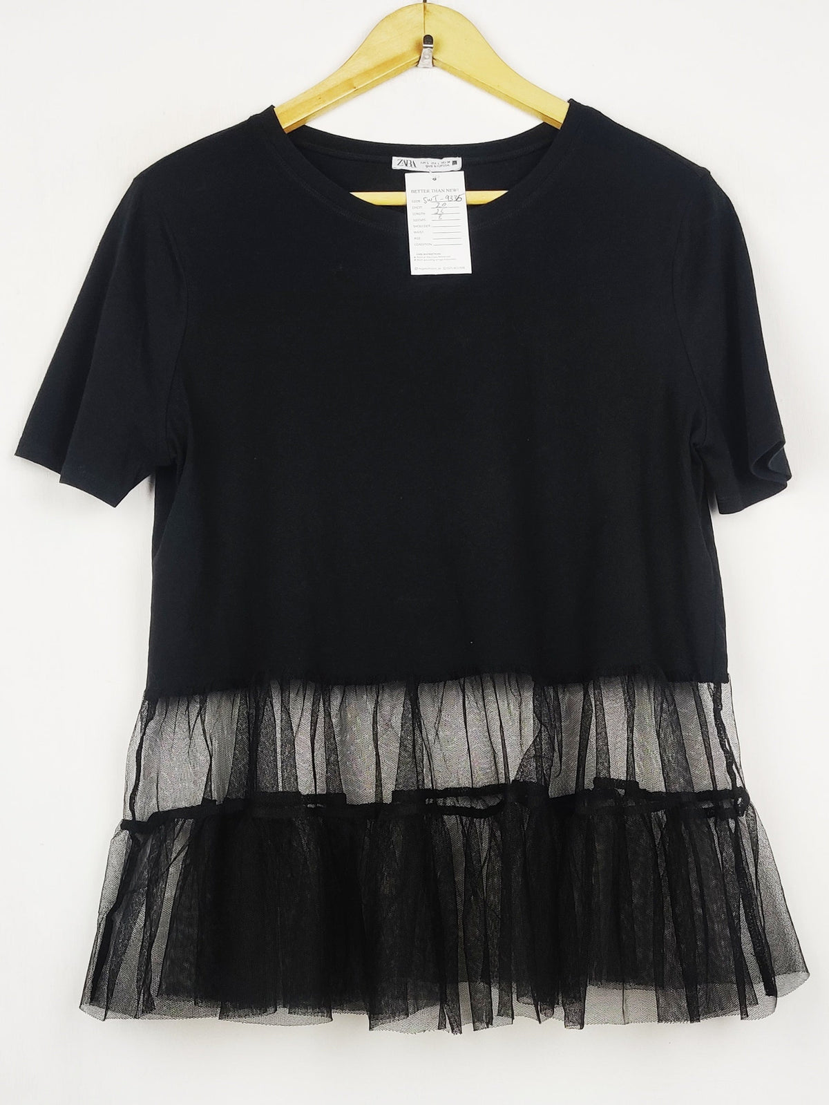 Buy online pre-used pre-loved 100% authentic & Original branded Zara (SWT-9336) available in Pakistan. Top international brands avilable.
