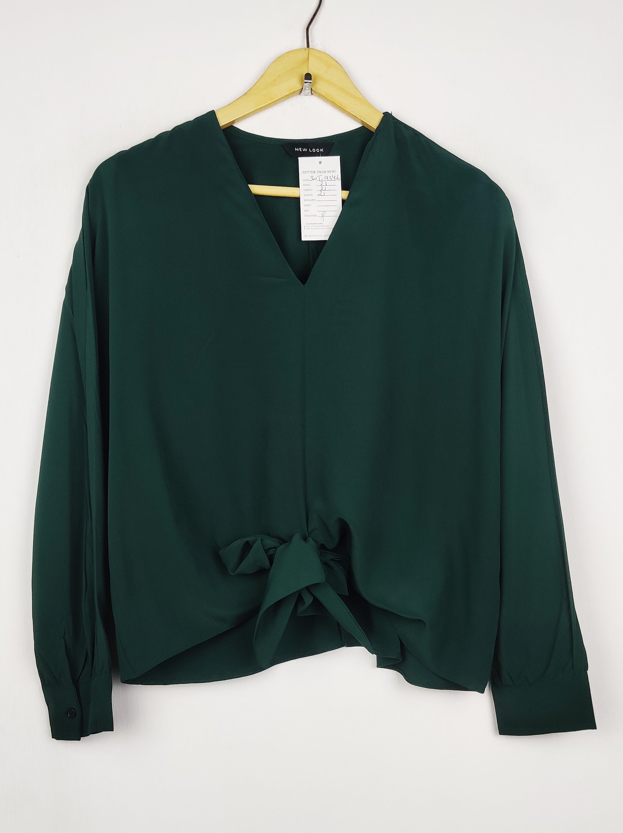 Buy online pre-used pre-loved 100% authentic & Original branded New Look (SWT-9346) available in Pakistan. Top international brands avilable.