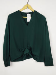 Buy online pre-used pre-loved 100% authentic & Original branded New Look (SWT-9346) available in Pakistan. Top international brands avilable.