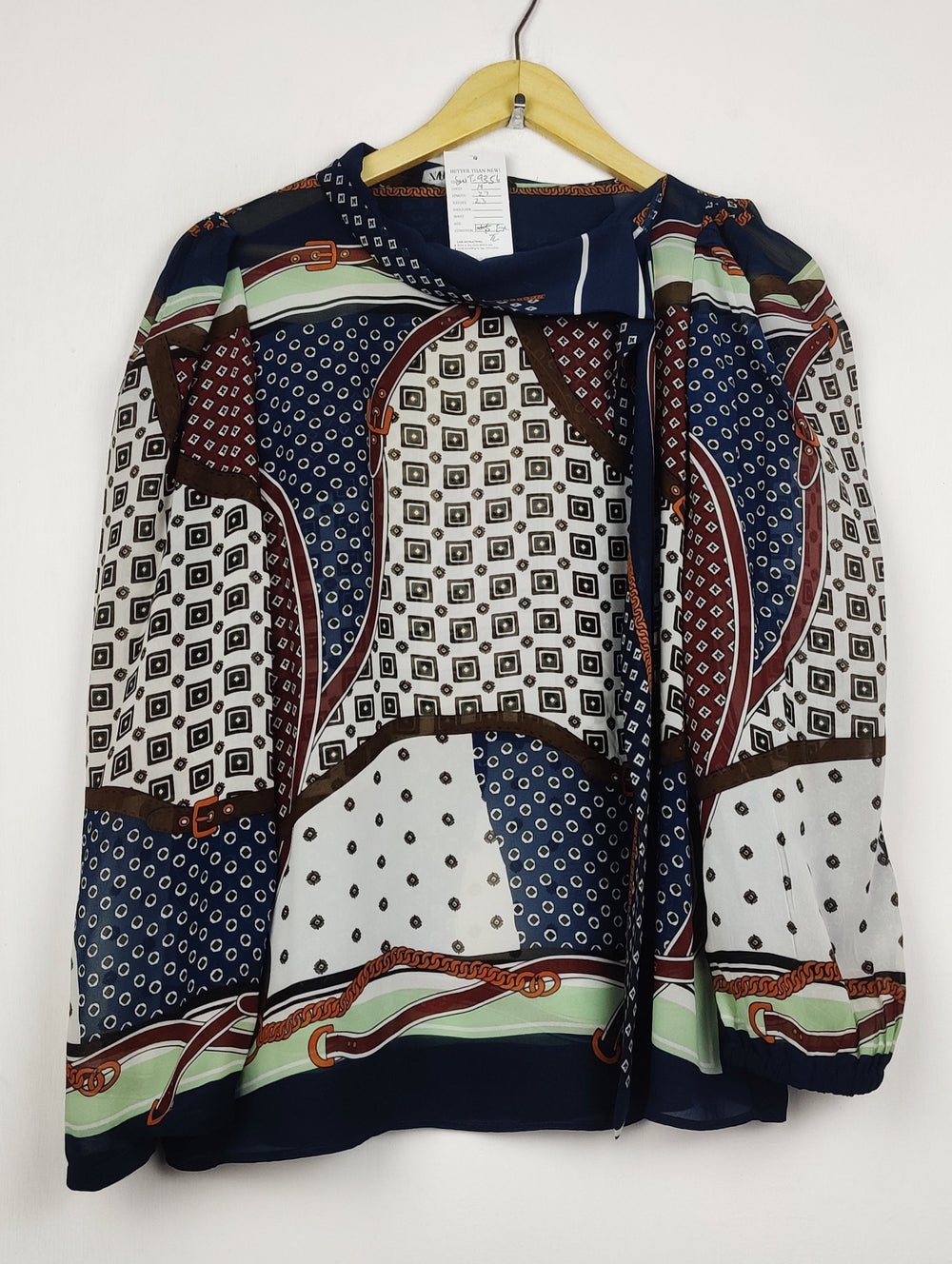 Buy online pre-used pre-loved 100% authentic & Original branded Zara (SWT-9356) available in Pakistan. Top international brands avilable.