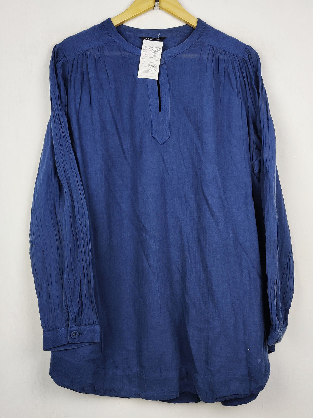 Buy online pre-used pre-loved 100% authentic & Original branded Marks & Spencer (SWT-9358) available in Pakistan. Top international brands avilable.