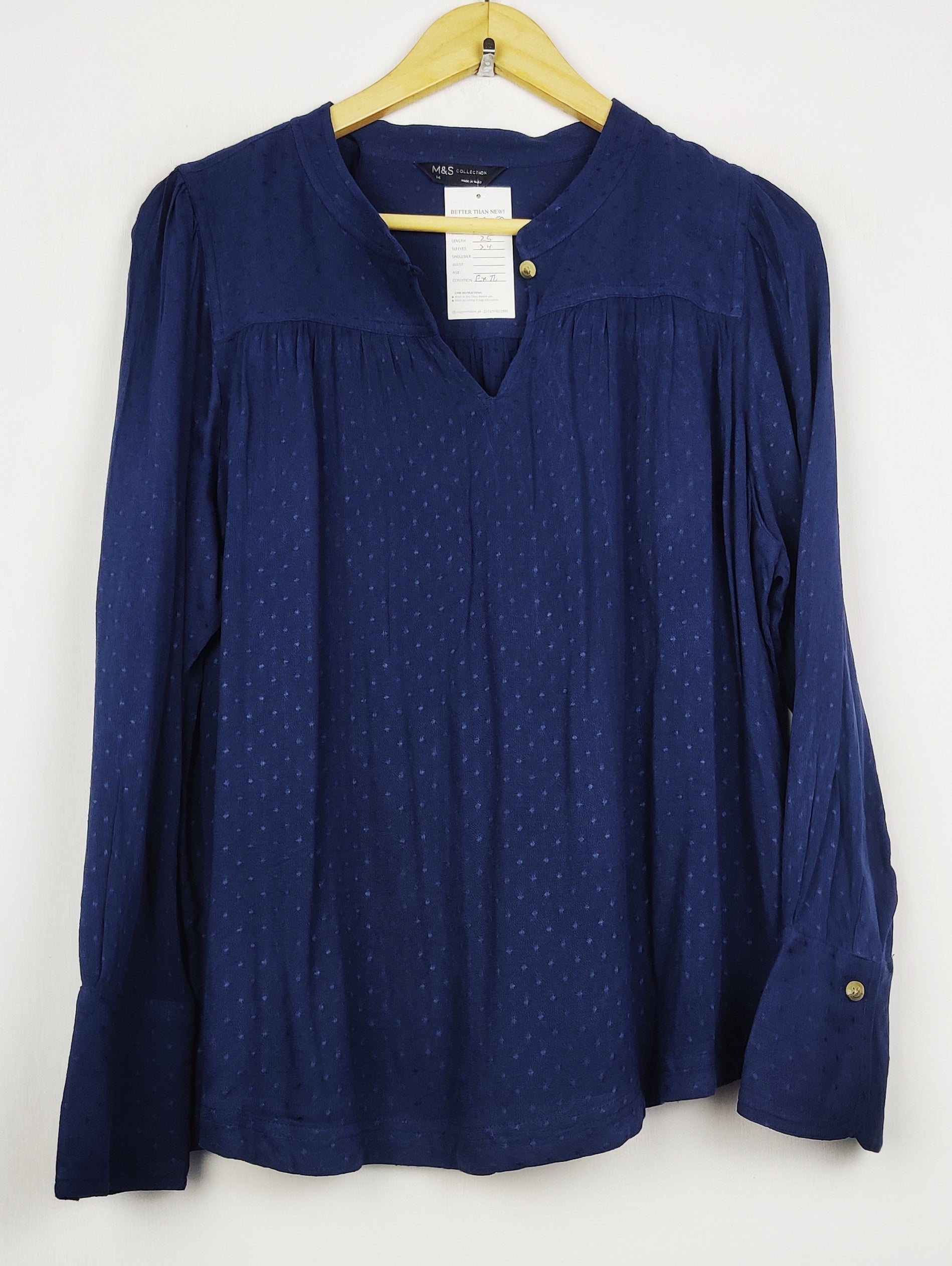 Buy online pre-used pre-loved 100% authentic & Original branded Marks & Spencer (SWT-9359) available in Pakistan. Top international brands avilable.