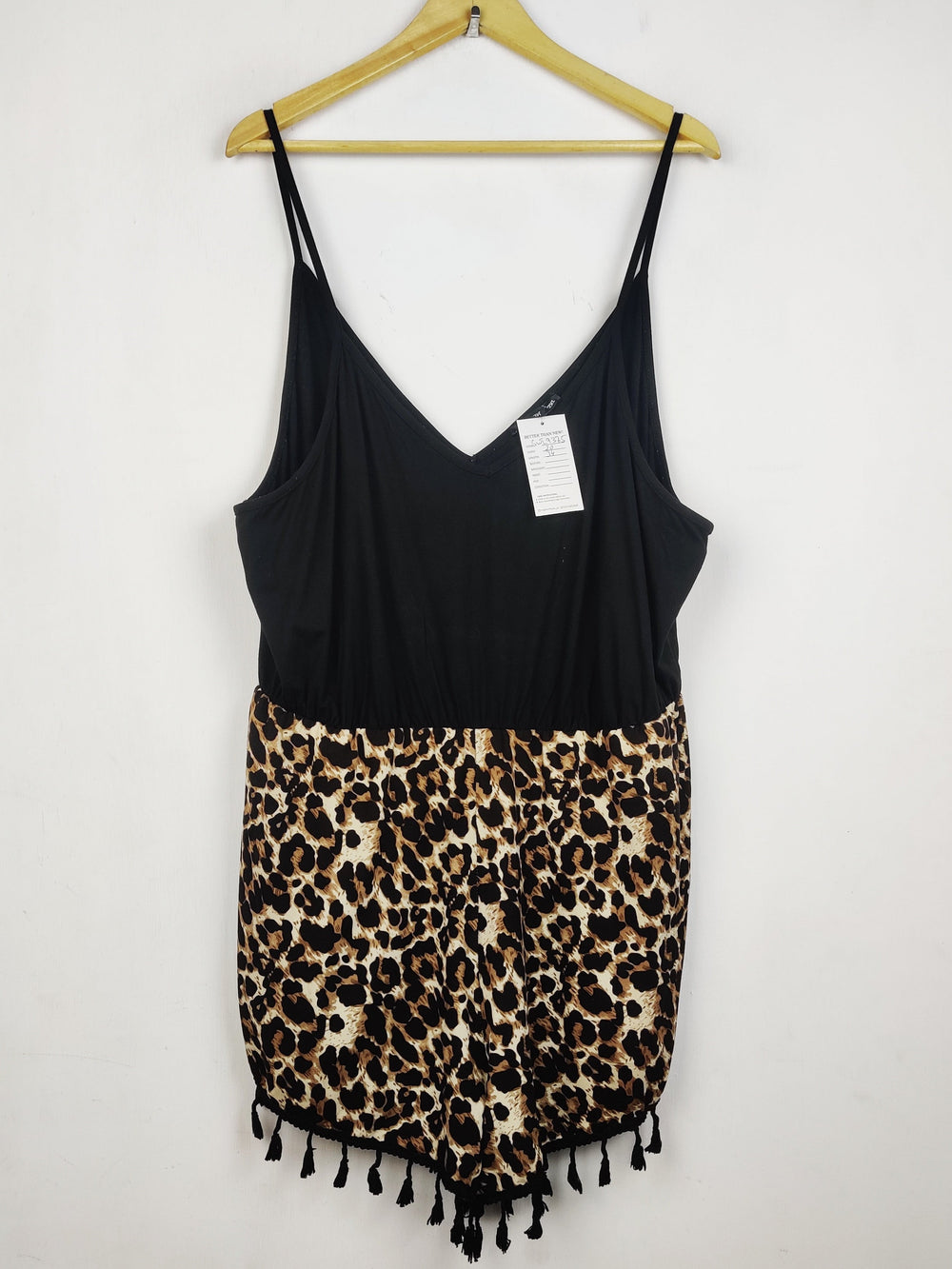 Buy online pre-used pre-loved 100% authentic & Original branded Shein (SWT-9375) available in Pakistan. Top international brands avilable.
