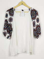 Buy online pre-used pre-loved 100% authentic & Original branded Emery Rose (SWT-9383) available in Pakistan. Top international brands avilable.
