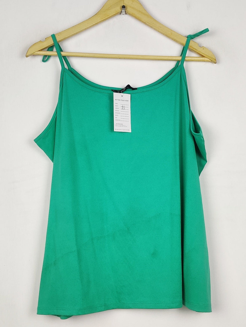 Buy online pre-used pre-loved 100% authentic & Original branded Dunnes Stores (SWT-9407) available in Pakistan. Top international brands avilable.