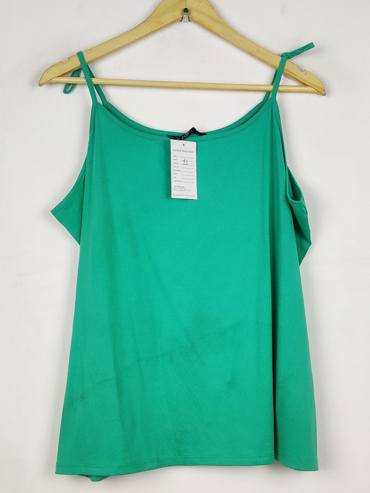 Buy online pre-used pre-loved 100% authentic & Original branded Dunnes Stores (SWT-9407) available in Pakistan. Top international brands avilable.