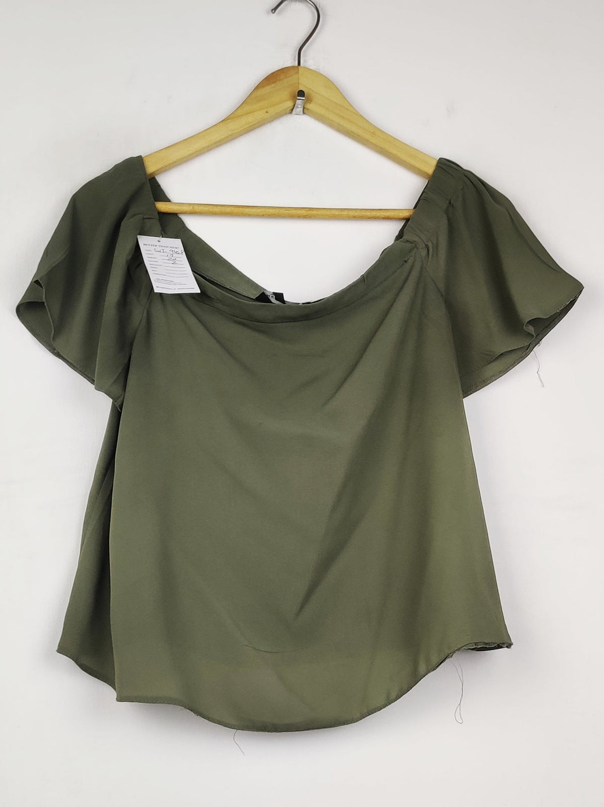 Buy online pre-used pre-loved 100% authentic & Original branded New Look (SWT-9428) available in Pakistan. Top international brands avilable.