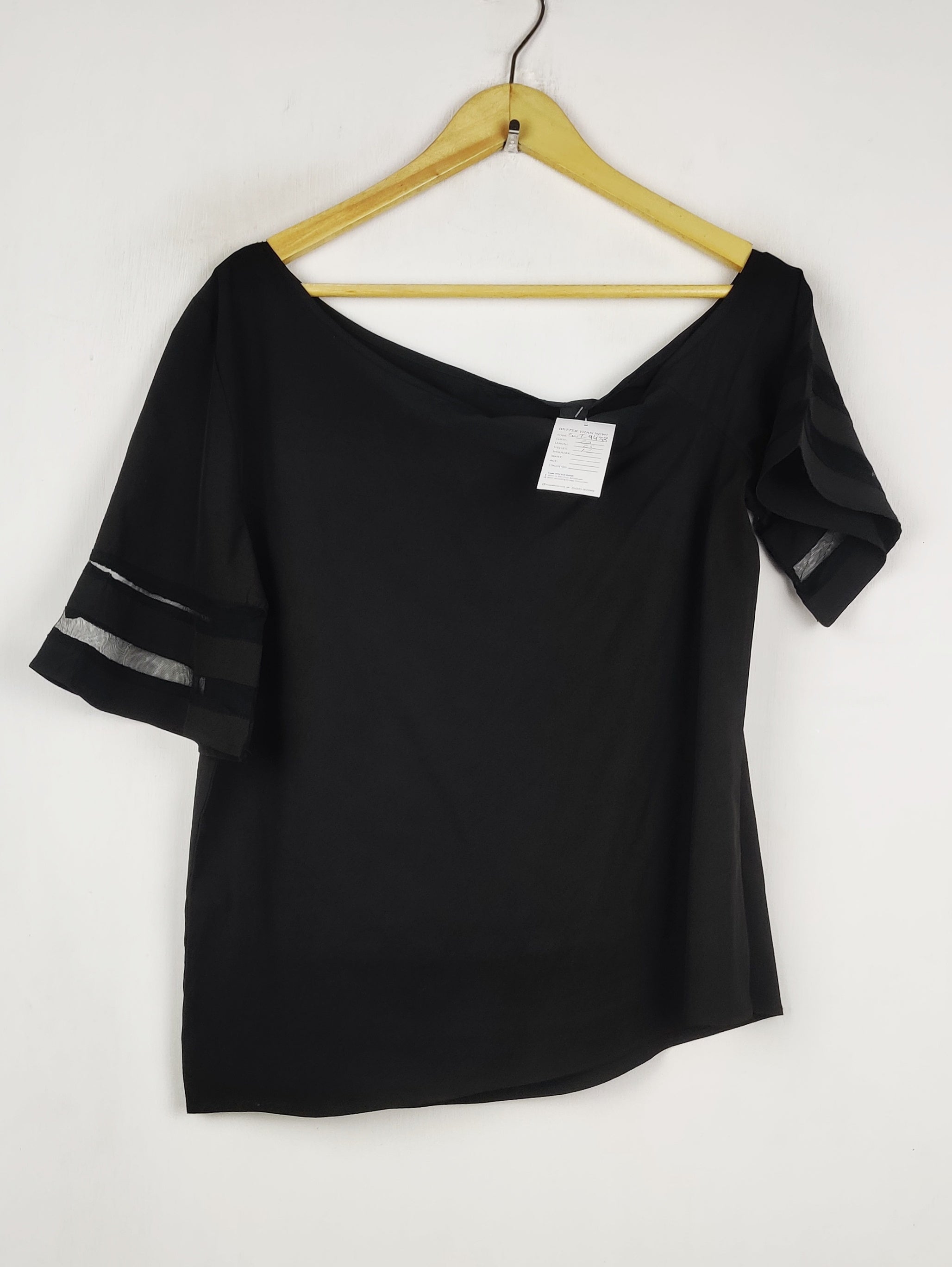 Buy online pre-used pre-loved 100% authentic & Original branded Shein (SWT-9438) available in Pakistan. Top international brands avilable.