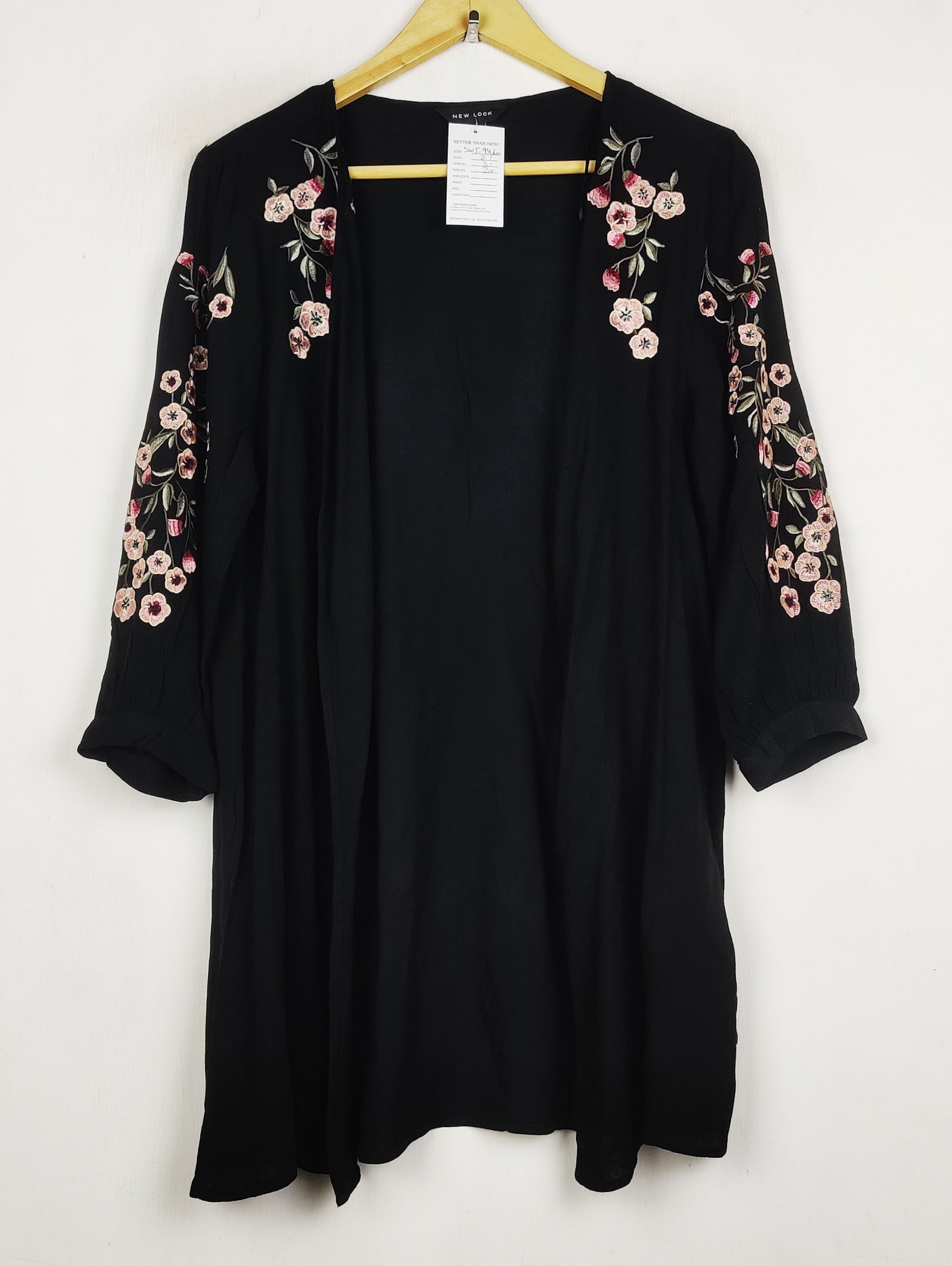 Buy online pre-used pre-loved 100% authentic & Original branded New Look (SWT-9460) available in Pakistan. Top international brands avilable.