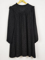Buy online pre-used pre-loved 100% authentic & Original branded Primark (SWT-9462) available in Pakistan. Top international brands avilable.