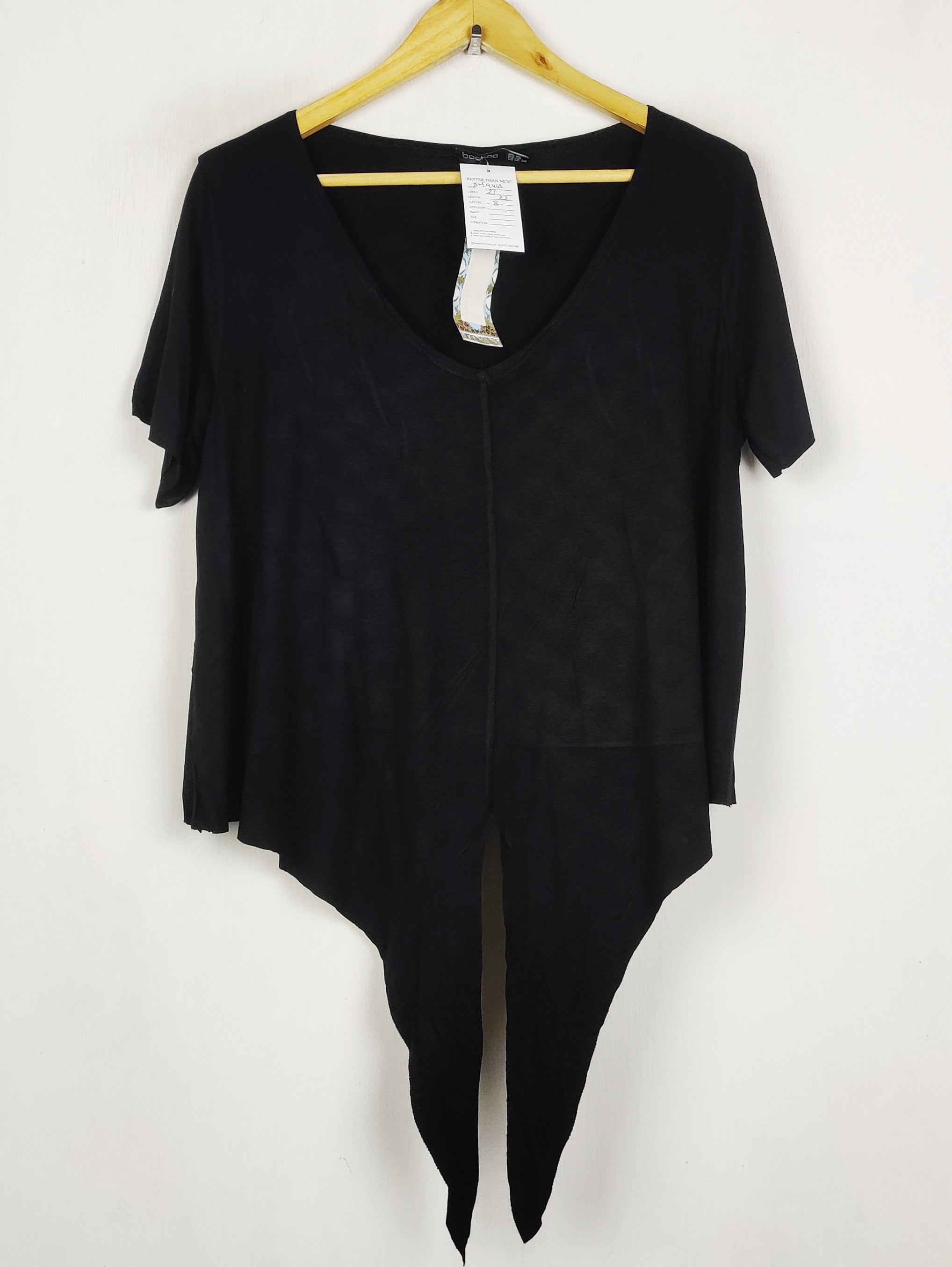 Buy online pre-used pre-loved 100% authentic & Original branded Boohoo (SWT-9463) available in Pakistan. Top international brands avilable.