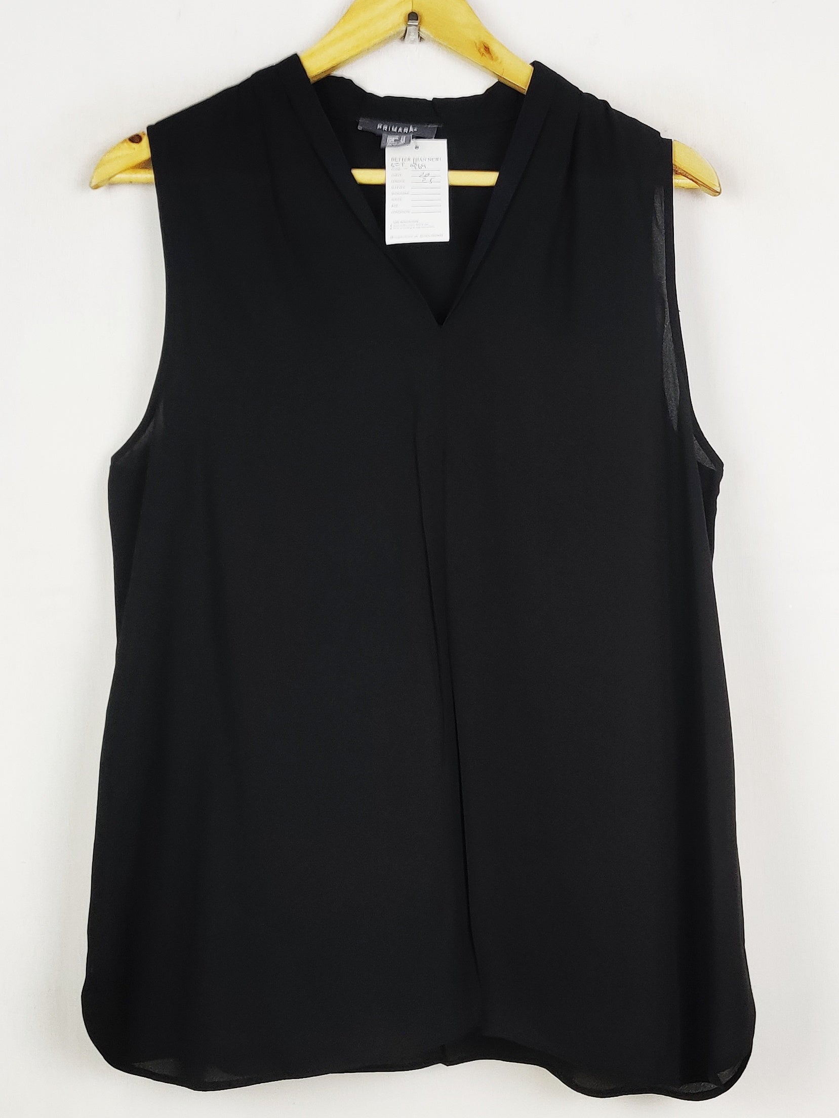 Buy online pre-used pre-loved 100% authentic & Original branded Primark (SWT-9464) available in Pakistan. Top international brands avilable.