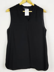Buy online pre-used pre-loved 100% authentic & Original branded Primark (SWT-9464) available in Pakistan. Top international brands avilable.
