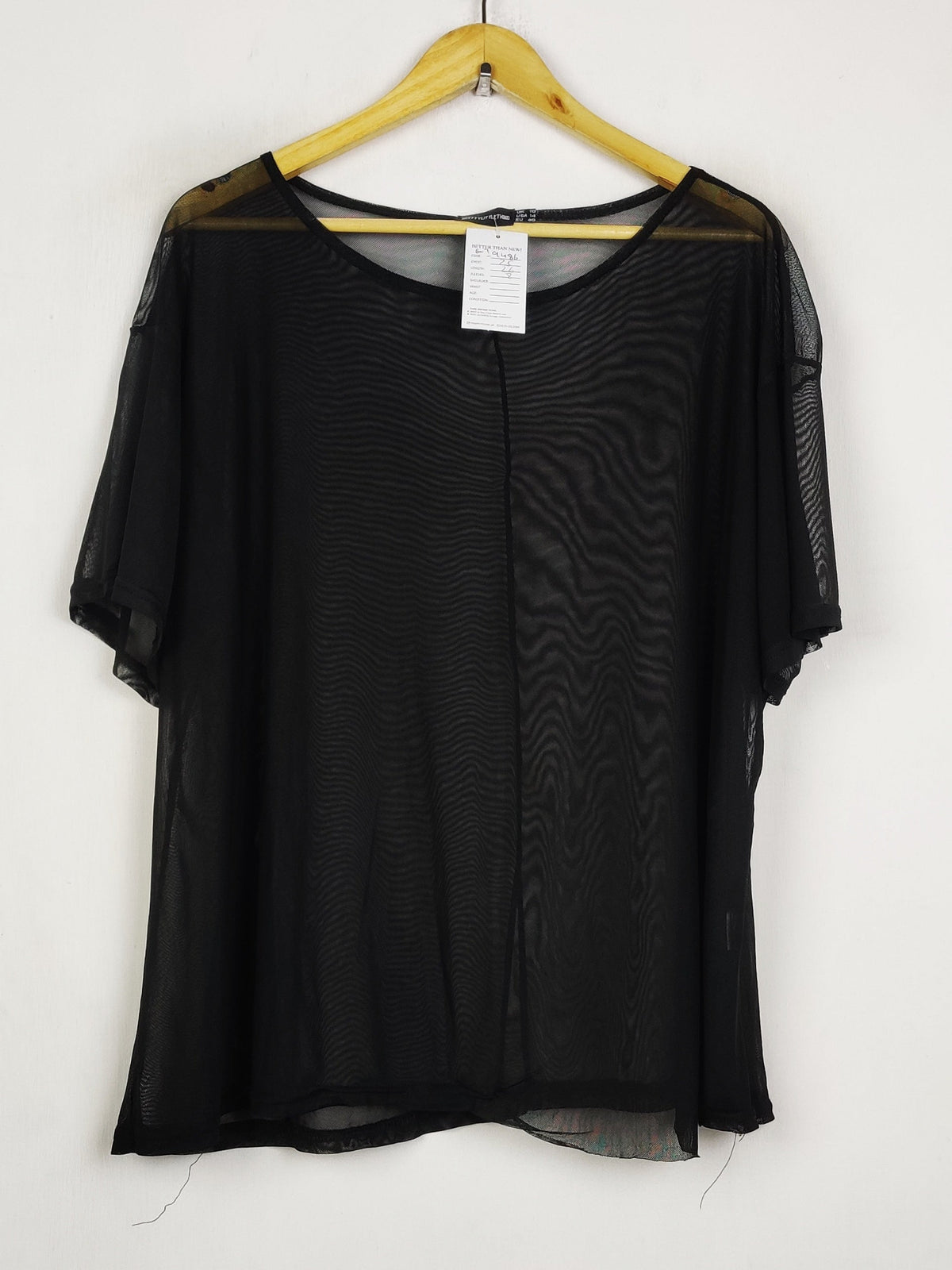 Buy online pre-used pre-loved 100% authentic & Original branded Prettylittlething (SWT-9486) available in Pakistan. Top international brands avilable.
