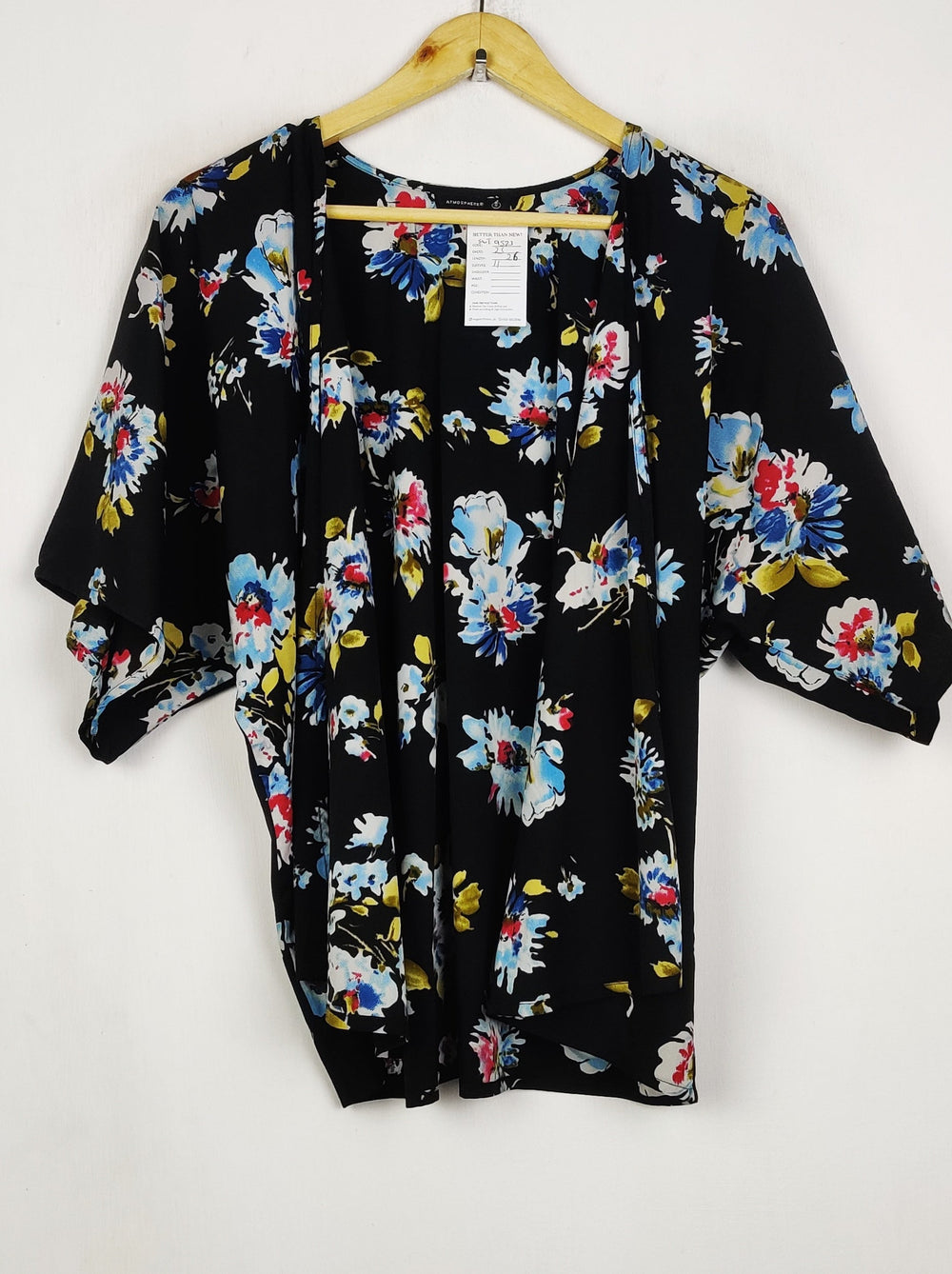 Buy online pre-used pre-loved 100% authentic & Original branded Atmosphere (SWT-9523) available in Pakistan. Top international brands avilable.