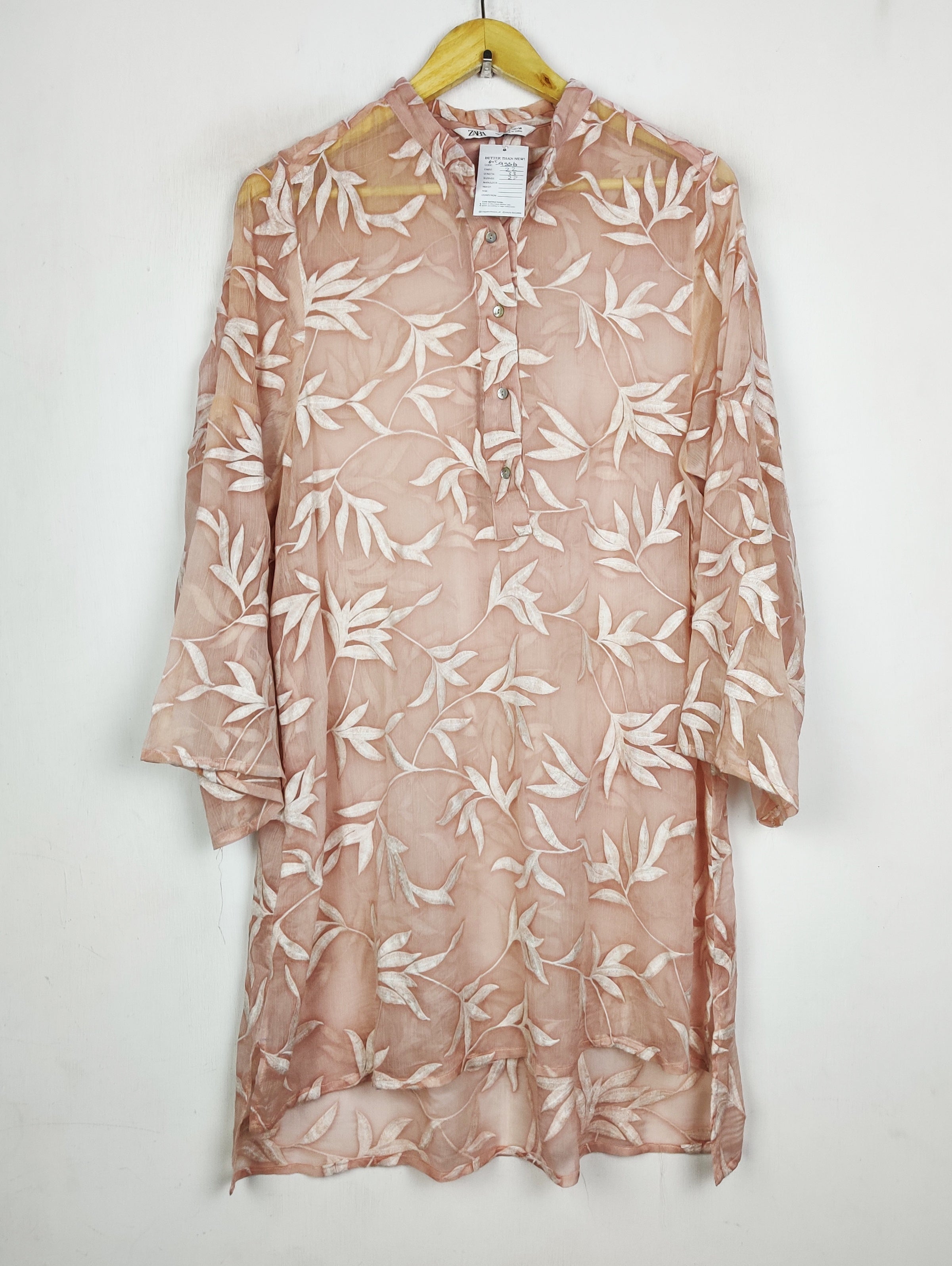 Buy online pre-used pre-loved 100% authentic & Original branded Zara (SWT-9556) available in Pakistan. Top international brands avilable.