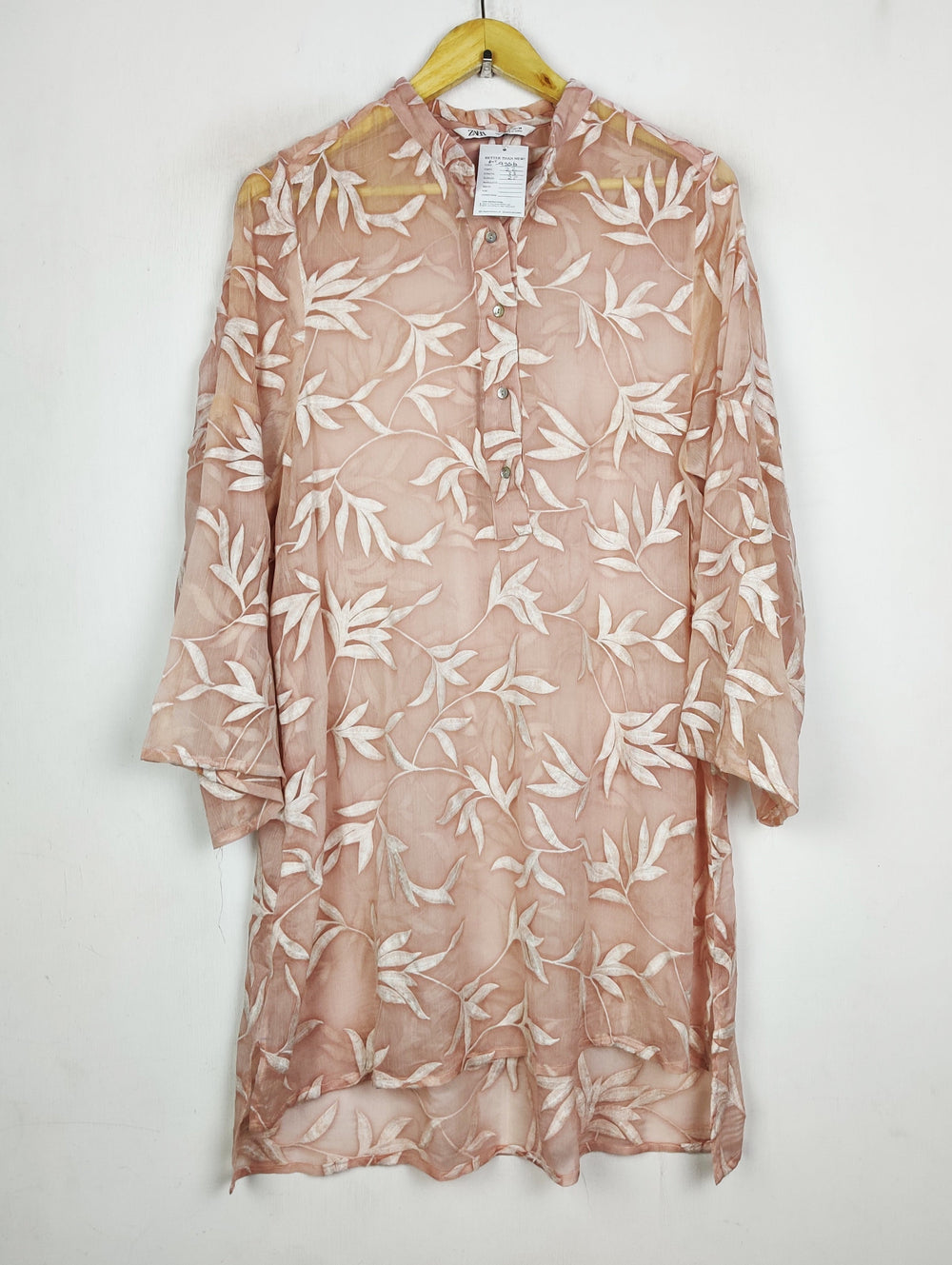Buy online pre-used pre-loved 100% authentic & Original branded Zara (SWT-9556) available in Pakistan. Top international brands avilable.