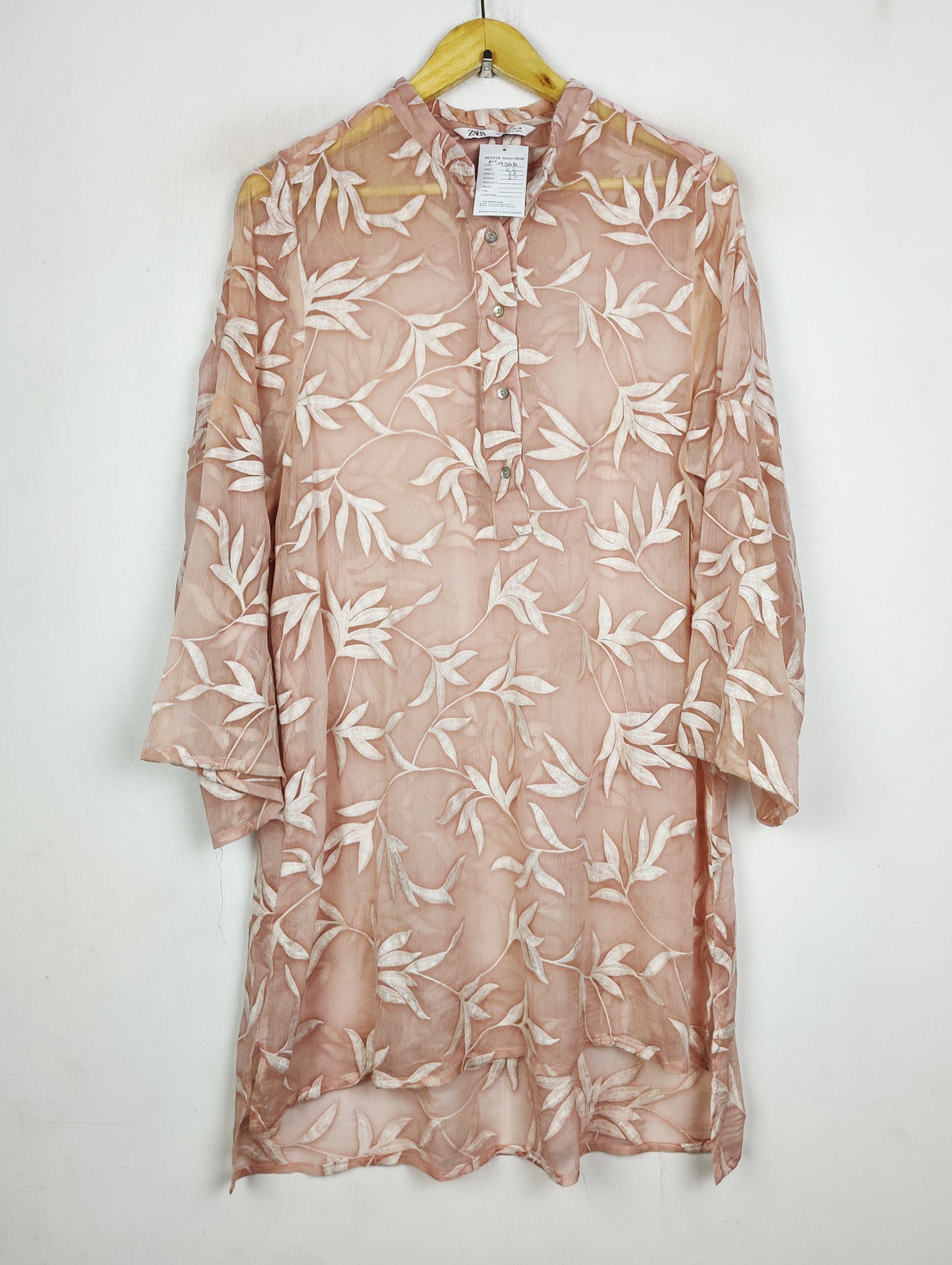 Buy online pre-used pre-loved 100% authentic & Original branded Zara (SWT-9556) available in Pakistan. Top international brands avilable.