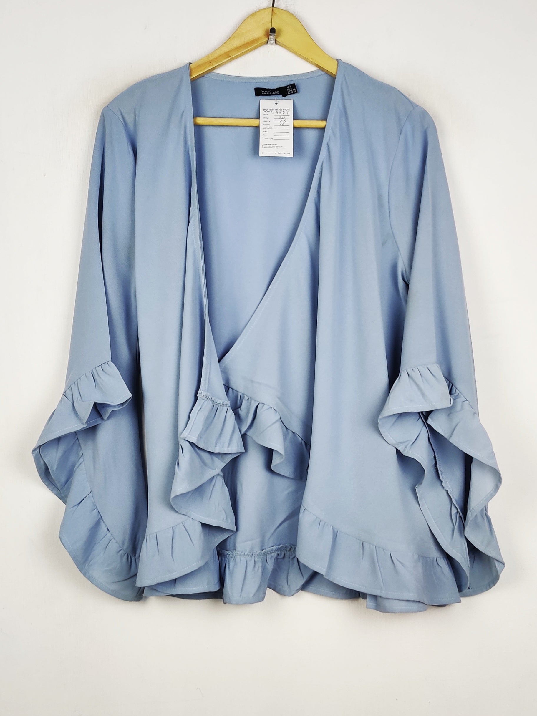 Buy online pre-used pre-loved 100% authentic & Original branded Boohoo (SWT-9569) available in Pakistan. Top international brands avilable.