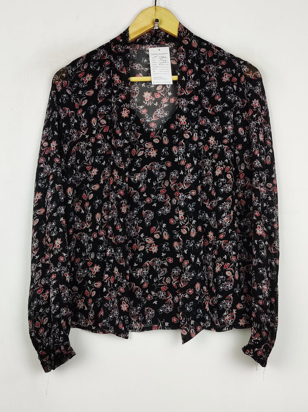 Buy online pre-used pre-loved 100% authentic & Original branded Unknown Brand (SWT-9580) available in Pakistan. Top international brands avilable.