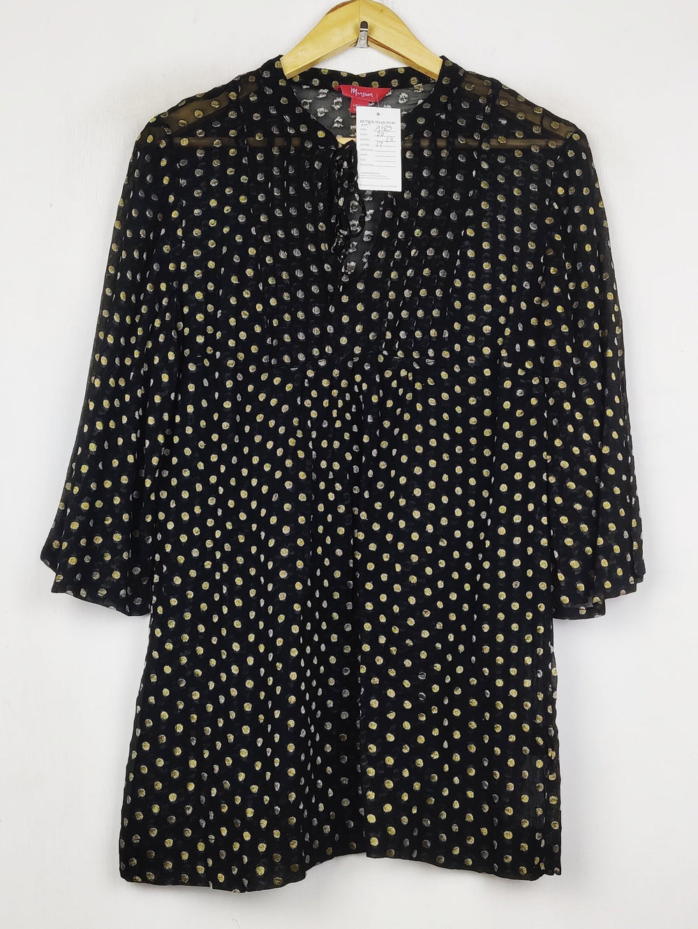Buy online pre-used pre-loved 100% authentic & Original branded Monsoon (SWT-9625) available in Pakistan. Top international brands avilable.