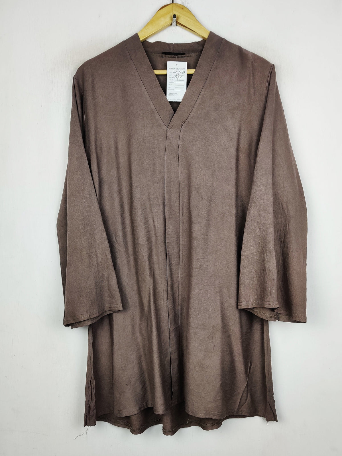 Buy online pre-used pre-loved 100% authentic & Original branded New Collection (SWT-9657) available in Pakistan. Top international brands avilable.